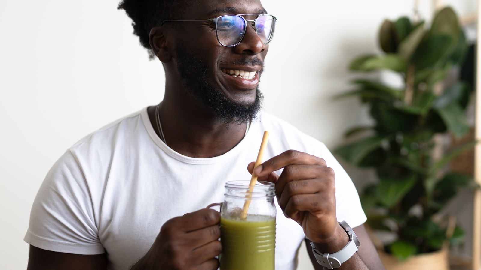 عصير الخضار الذي يمكن أن يقلل من ارتفاع ضغط الدم ويساعدك أيضًا على أنبوب