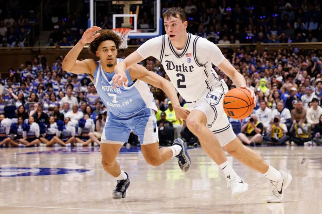 Cooper Flagg ، Kon Knueppel تم عرضه في الفوز على UNC