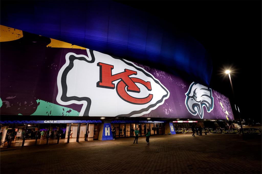كيفية مشاهدة Super Bowl 2025 Chiefs vs. Eagles Live مجانًا