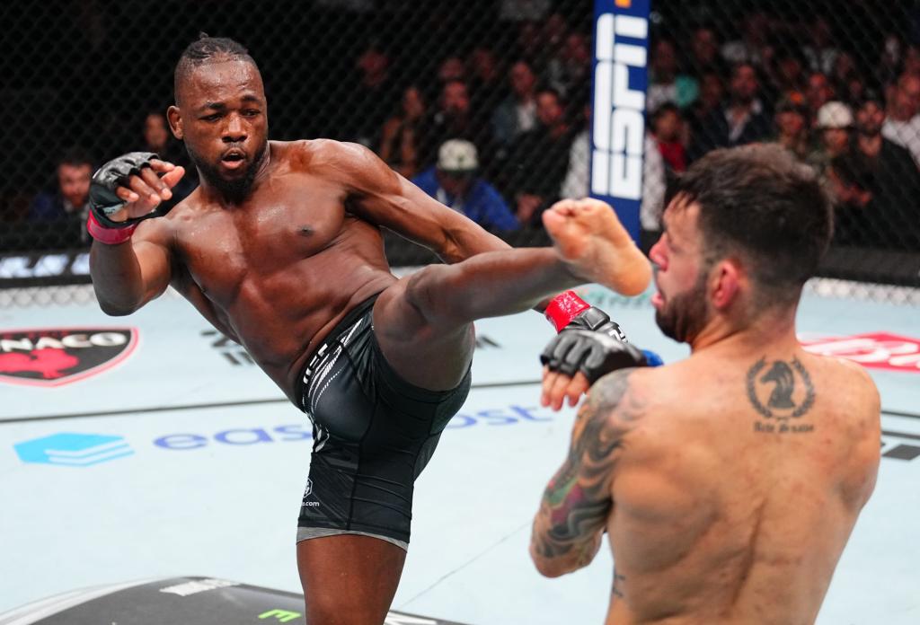 prelim الكامل ، اختيارات البطاقة الرئيسية ل Kape-Almabayev