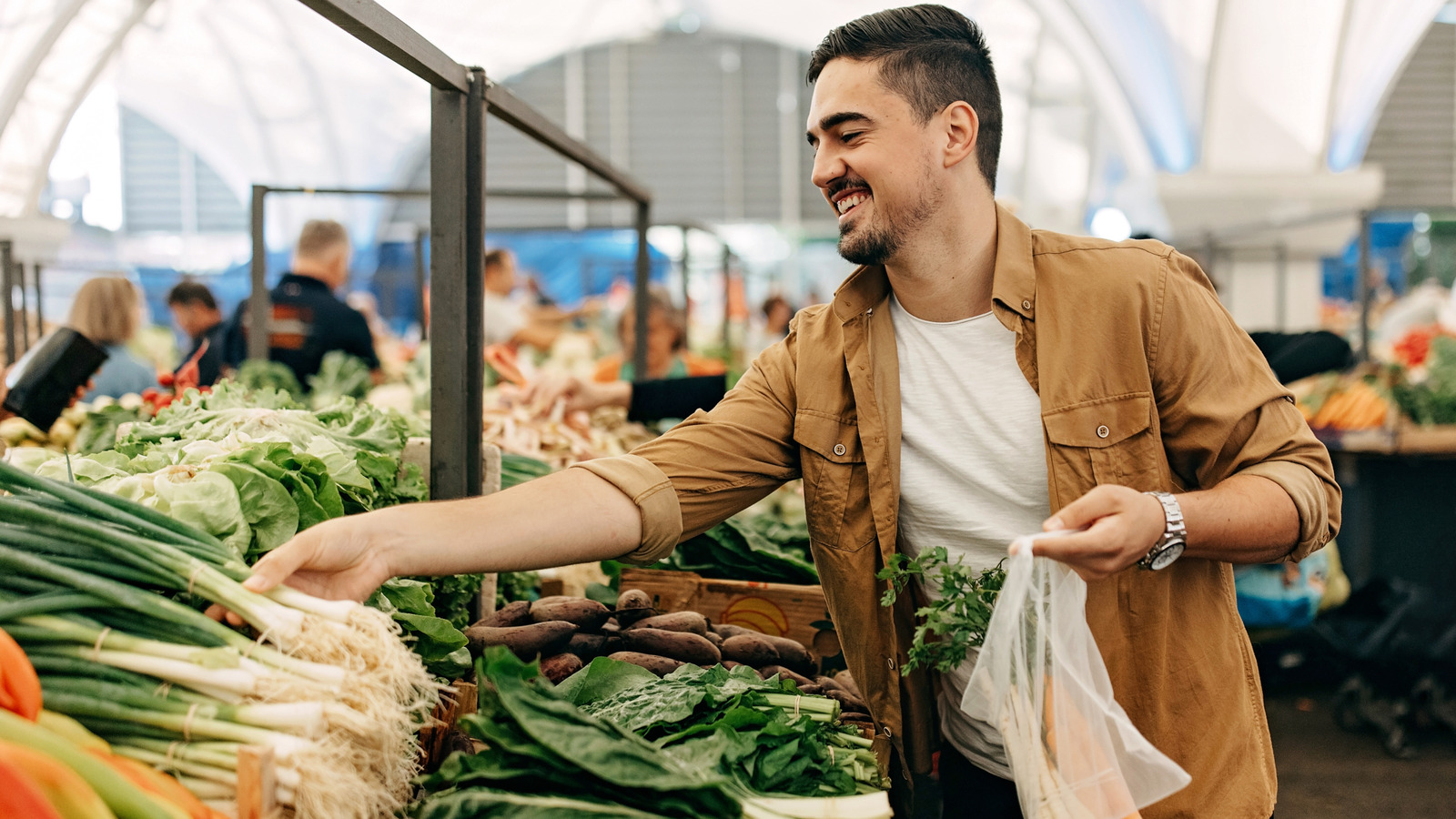 إن الأخضر الخضري الذي يمكن أن يمنع السرطان معبأة أيضًا بالمغنيسيوم والكالسيوم وفيتامين ج