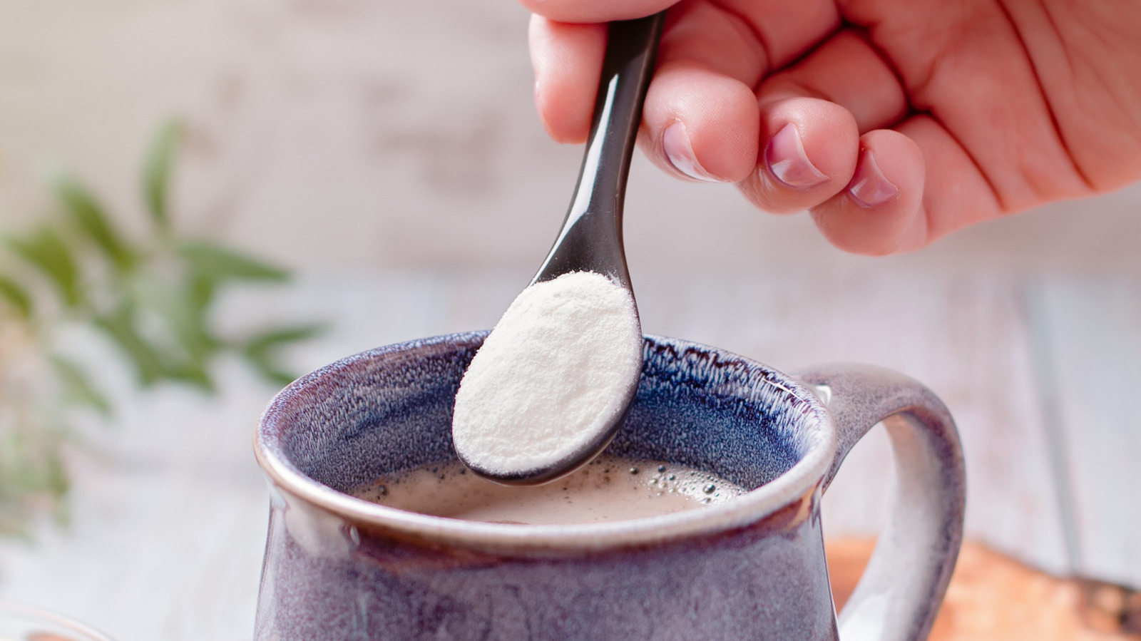 عندما يتم تجميع الكرياتين والكافيين ، إليك ما يمكن أن يحدث لأنبوبك