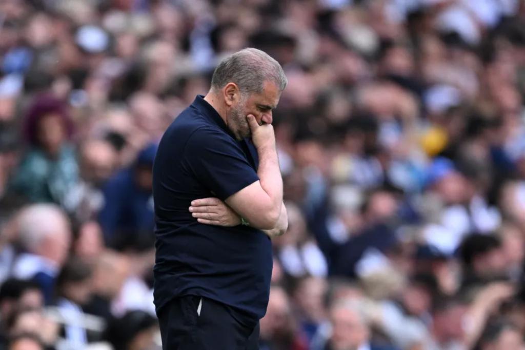 توتنهام فاير انج بوستكوغلو بعد أسابيع من لقب دوري أوروبا