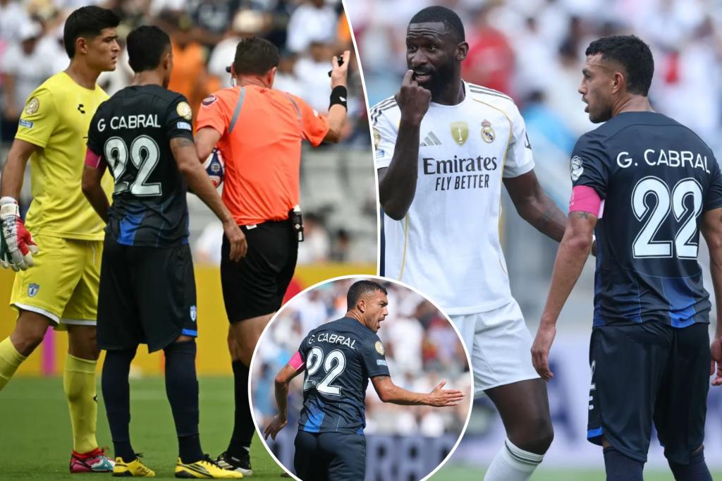 FIFA التحقيق في ادعاء الإساءة العنصرية المقدمة ضد غوستافو كابرال