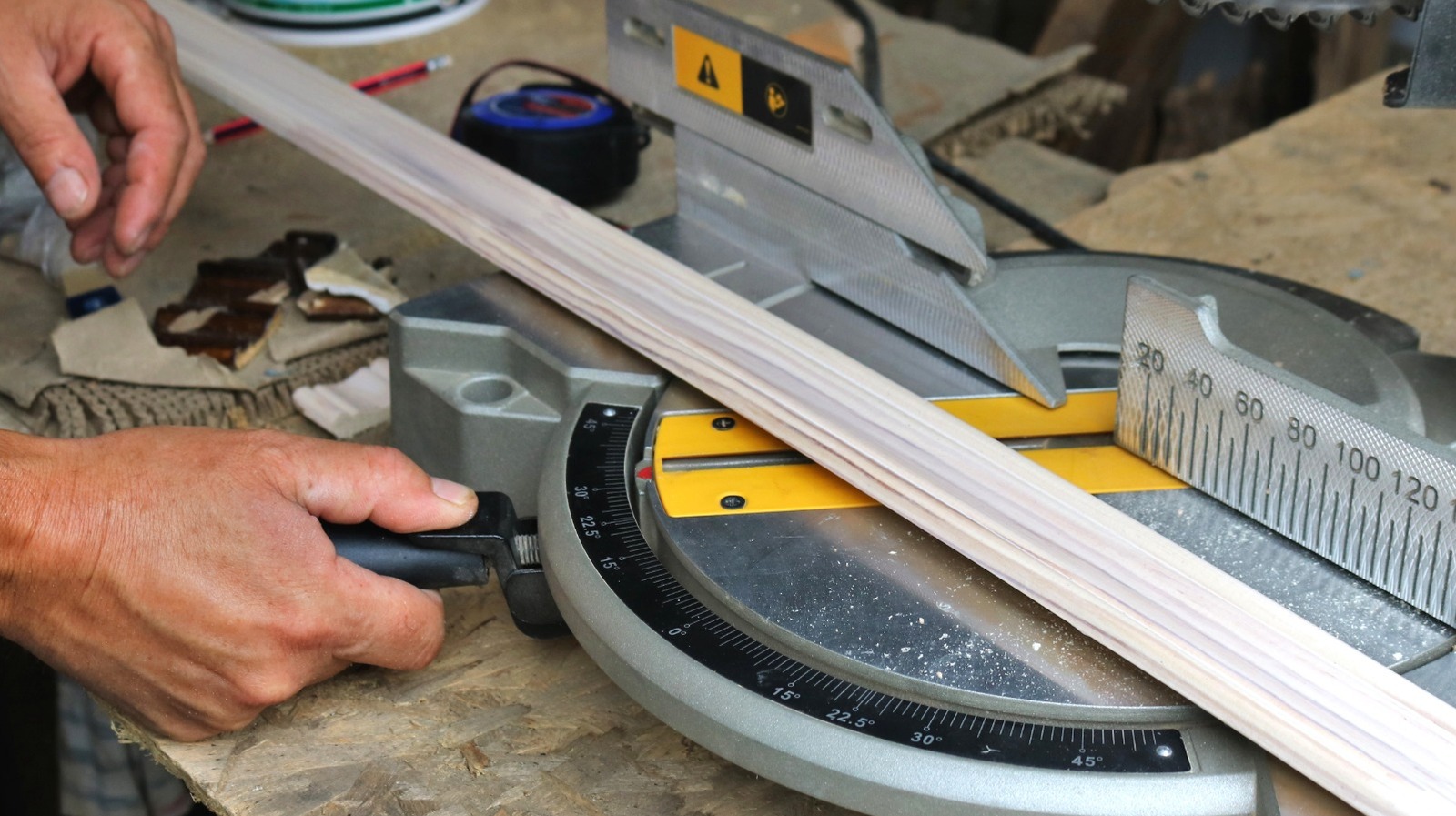 بديل Samsung Frame TV الصديق للميزانية يمكنك DIY في اليوم