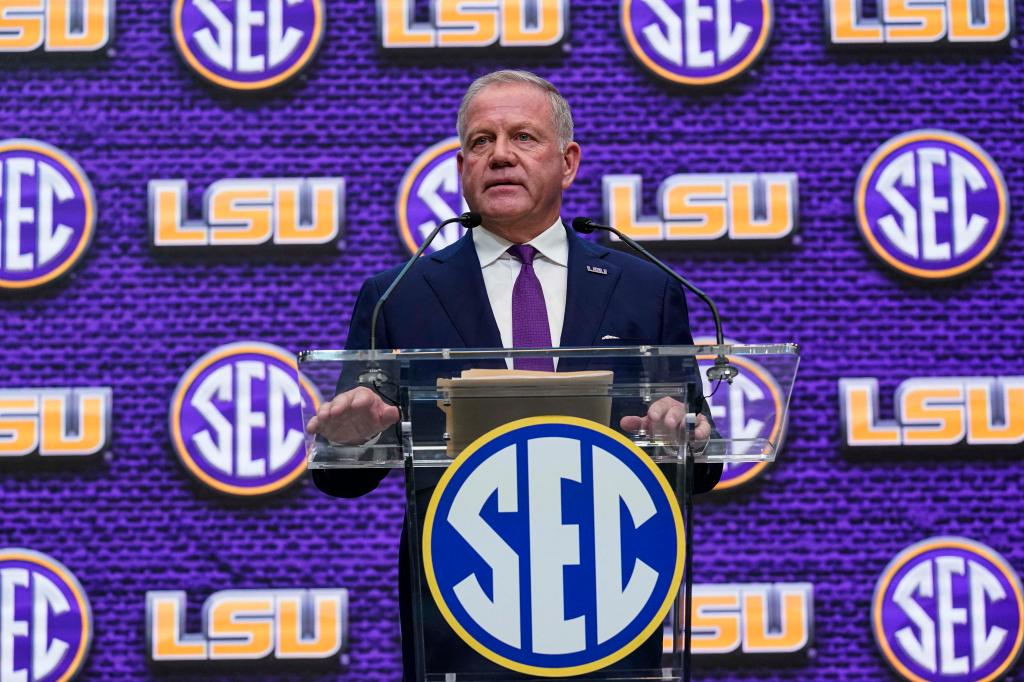 LSU LANDS رقم 1 كلية كرة القدم تجنيد لامار براون في GET ضخمة