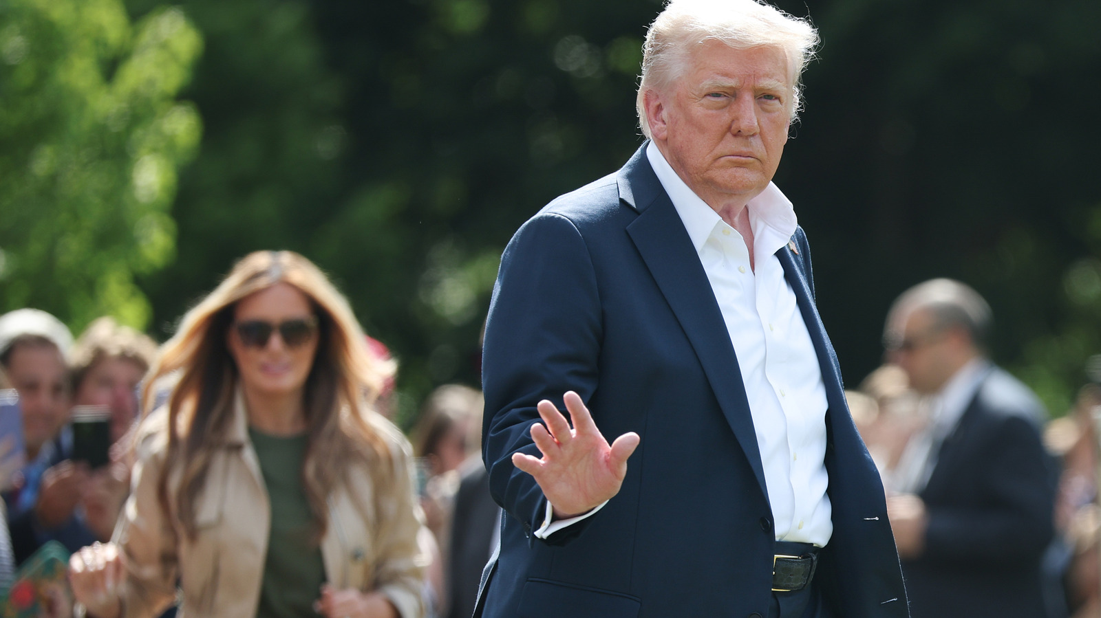 ما هو القصور الوريدي المزمن؟ كيف يمكن أن يؤثر التشخيص على متوسط العمر المتوقع لترامب