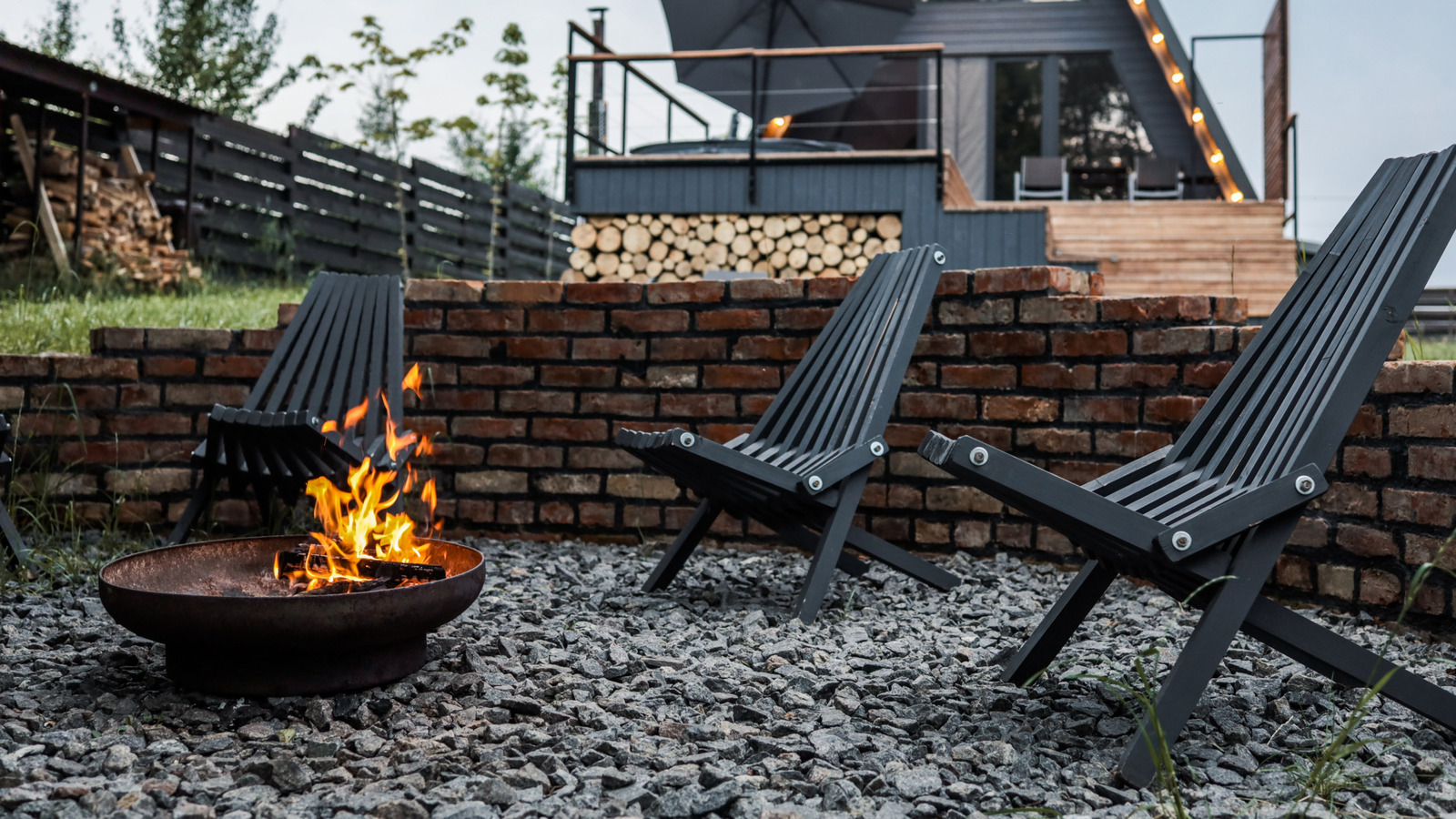 أفضل الحصى لفناء رائع في الهواء الطلق (هذا متين وسيستمر لسنوات)