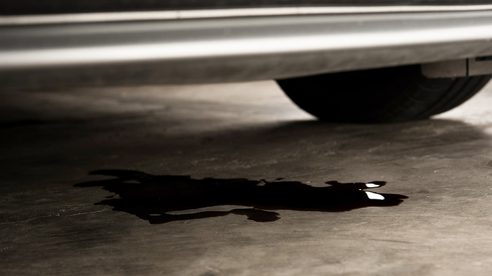 لماذا يجب أن تفكر مرتين قبل استخدام البنزين لإزالة هذه البقع