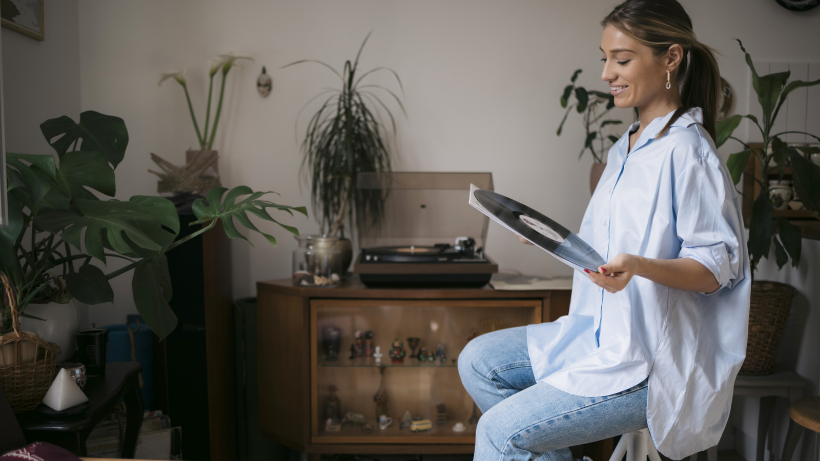 الاكتشاف الراقي الجميل لعرض سجل الفينيل الذي تريد اكتشافه