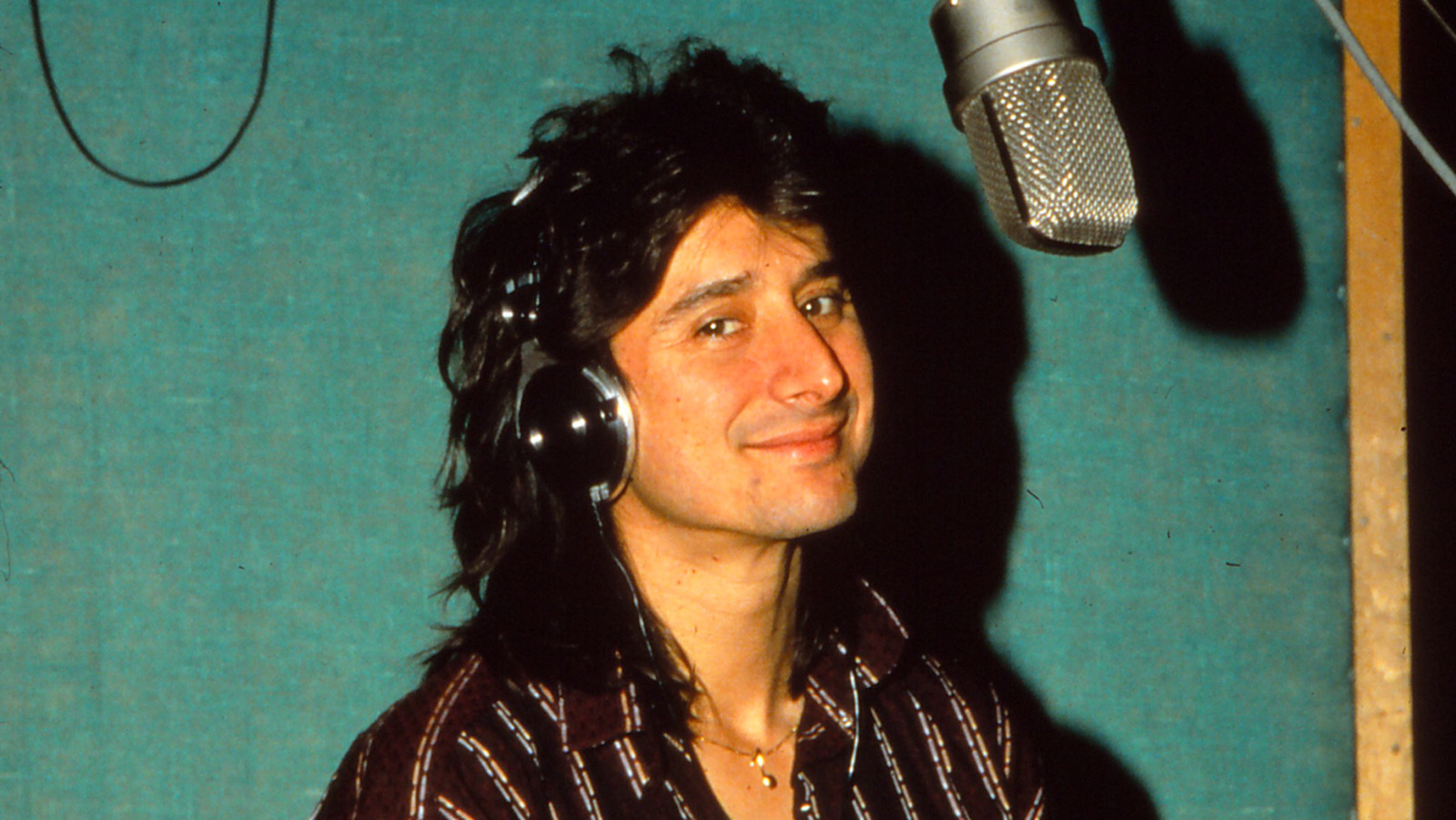 هذه الأغاني الخمس لموسيقى الروك الكلاسيكية هي أفضل بدون مصاحبة من الالات الموسيقية