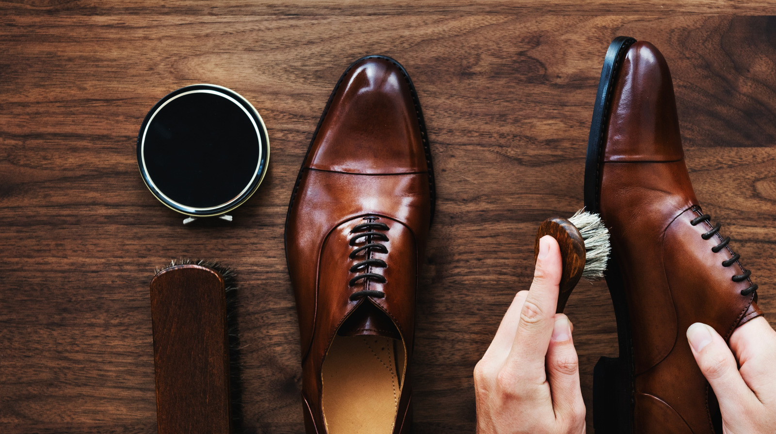 هل انسكب ملمع الأحذية على سجادتك؟ إليك كيفية إزالة البقع بسرعة