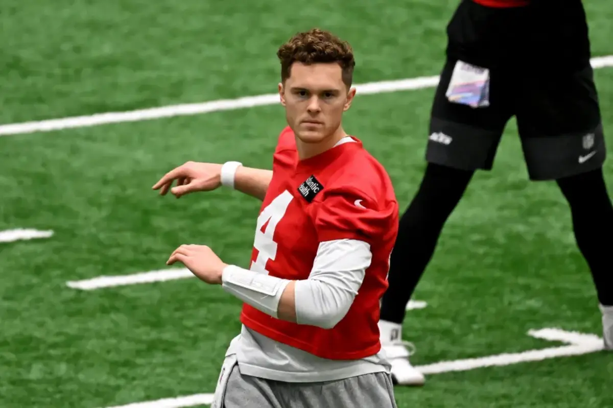 تقرر الطائرات بدء برادي كوك مقابل باتريوتس