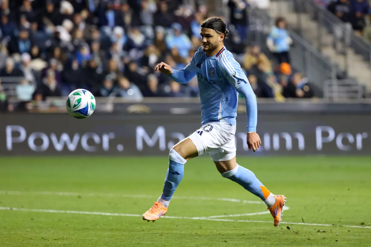 أصبح خروج جاستن هاك من NYCFC رسميًا مع صفقة لوس أنجلوس جالاكسي