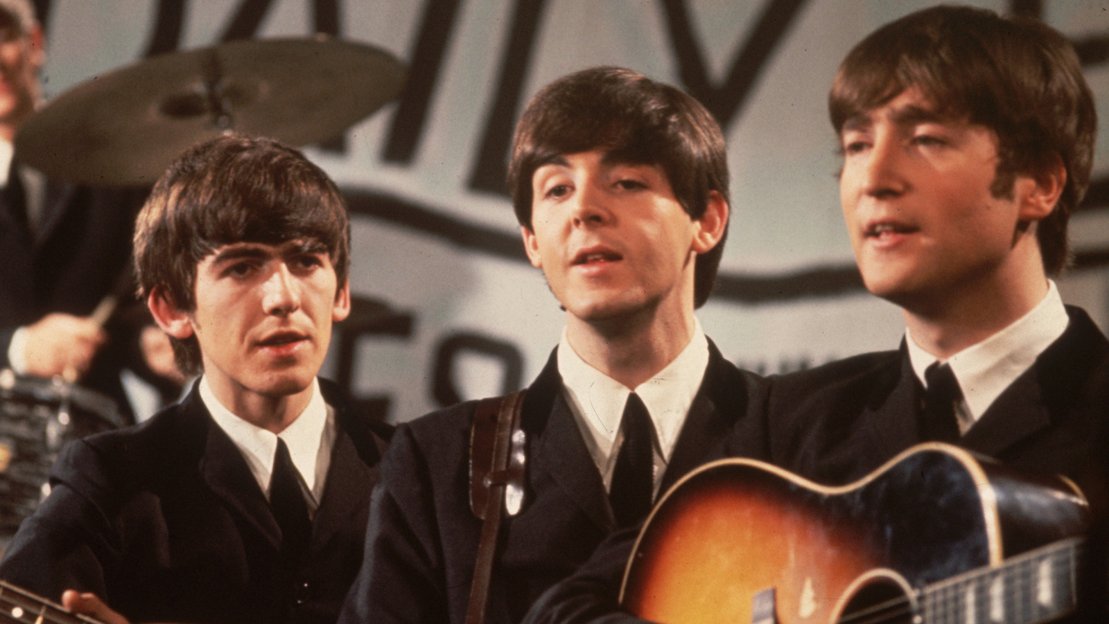 5 أغاني روك كلاسيكية من عام 1969 سنظل نكررها حتى يأتي اليوم الذي نموت فيه