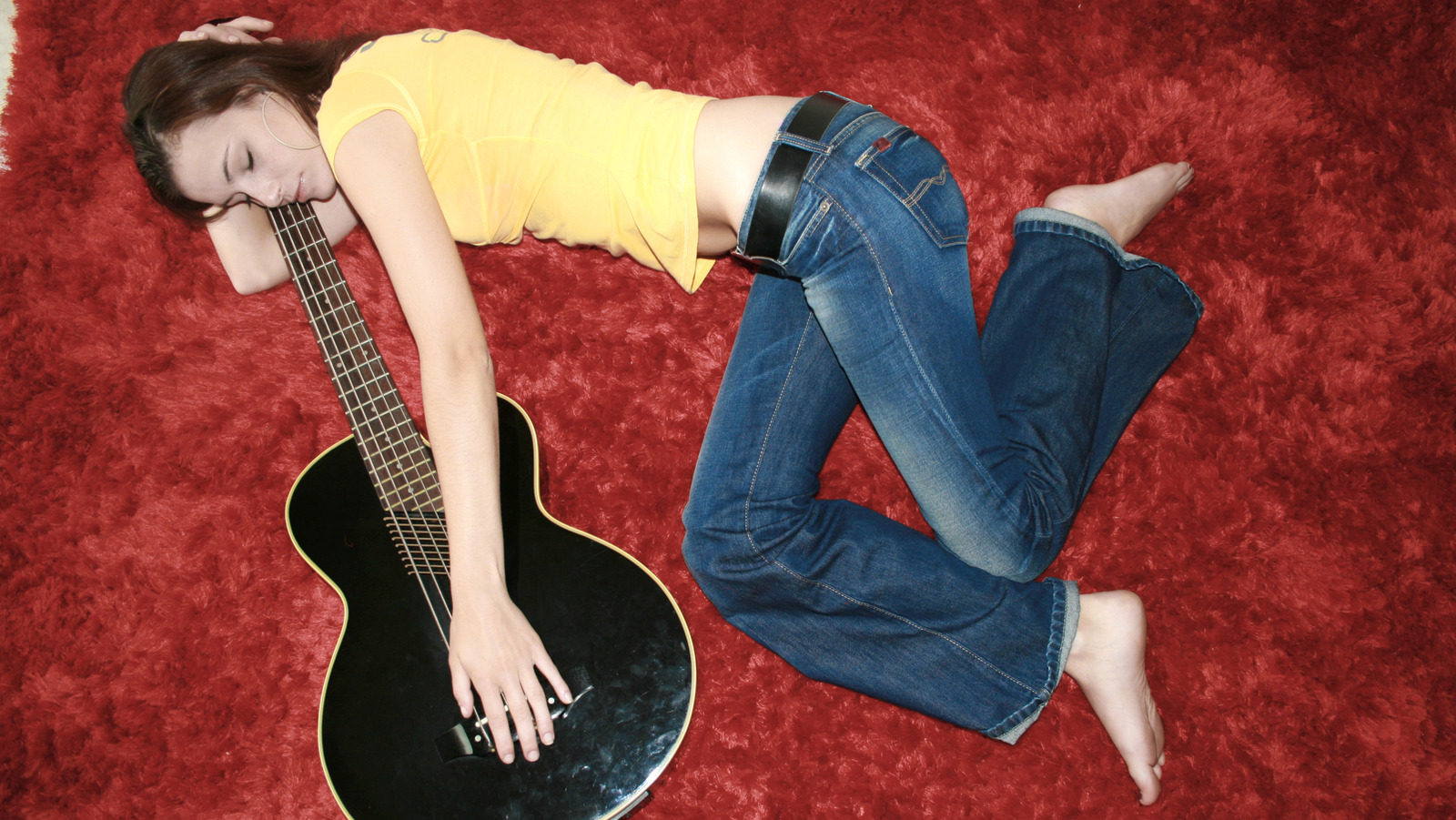 5 أغاني روك لإخراجك من السرير في الصباح