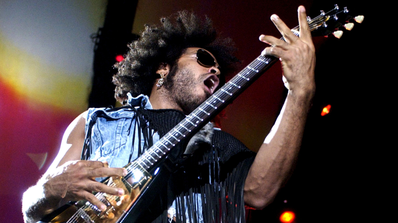 أغاني الروك في التسعينيات مبالغ فيها بشكل مؤلم