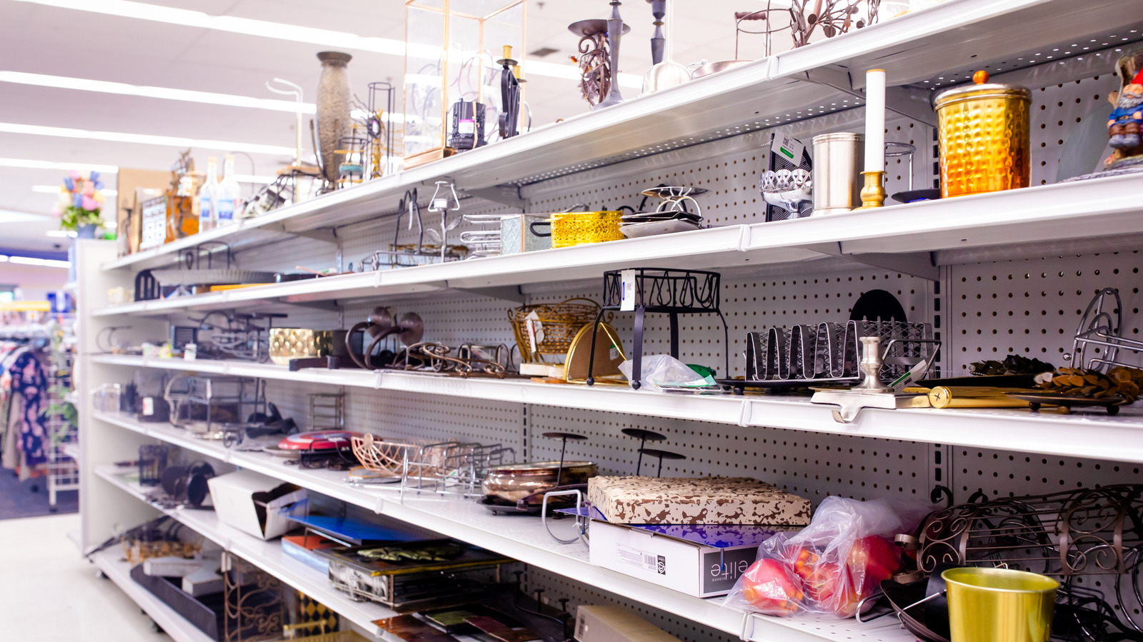 التوفير العتيق البسيط ابحث عن قيمته التي قد تفاجئك (إذا كان بإمكانك العثور على واحدة!)