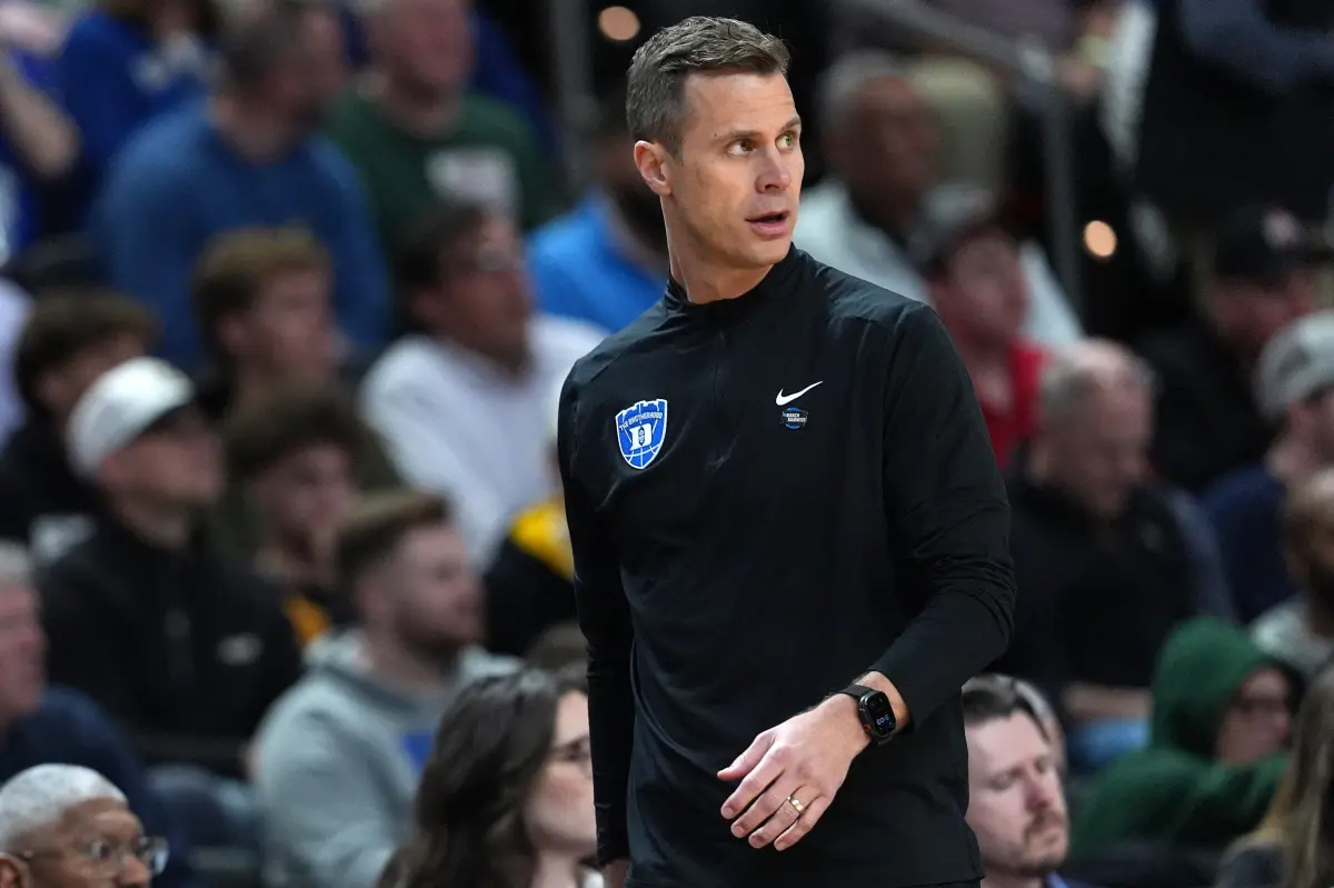 اعترف جون شير من فريق Duke بشكل صادم بعد فوز March Madness على سيينا