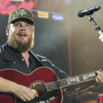 حالة الصحة العقلية النادرة التي تم تشخيصها لدى لوك كومز