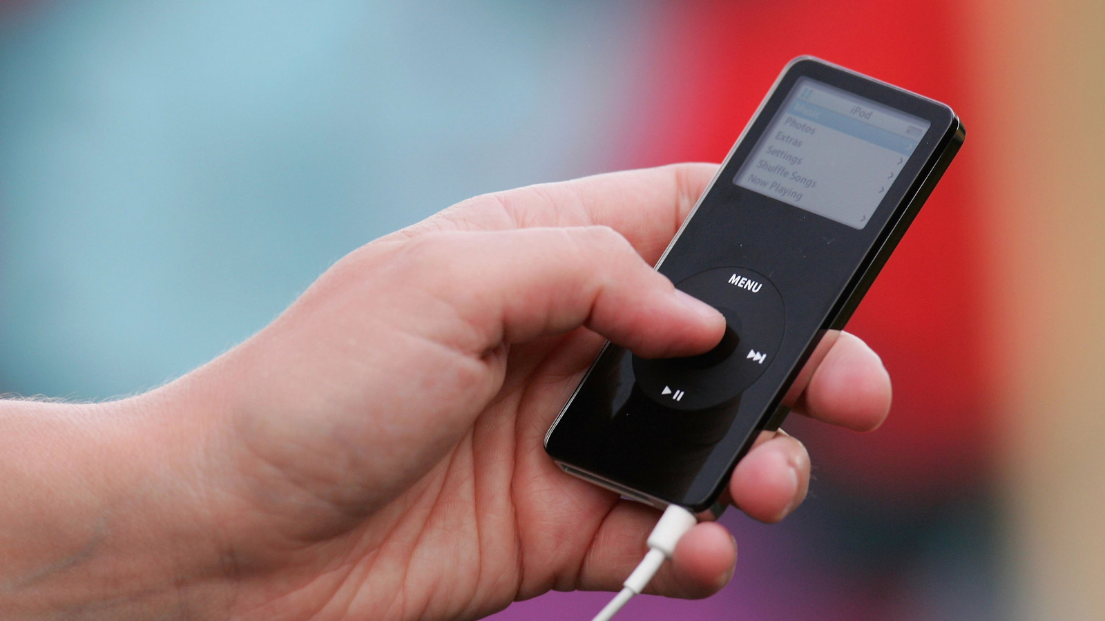 لماذا كان الاستماع إلى الموسيقى على جهاز iPod الأصلي أفضل من كل شيء قبله