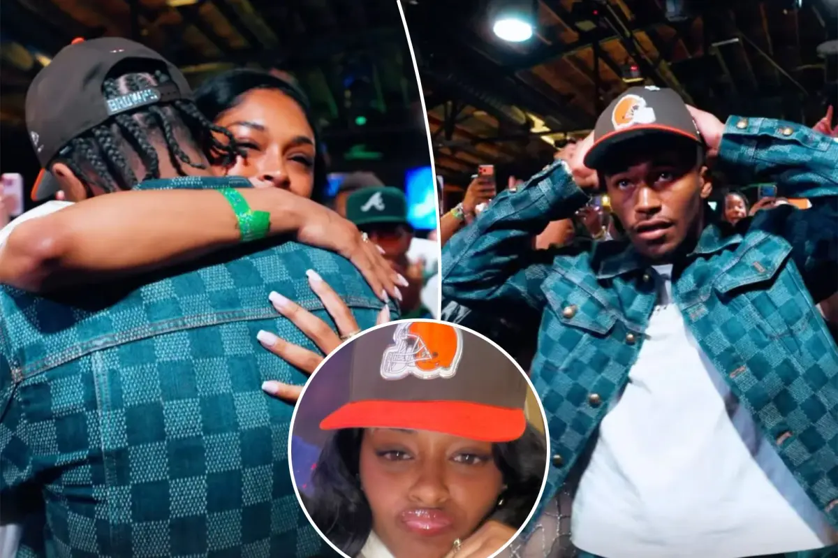 براونز كيه سي كونسيبسيون يعانق ويقبل صديقته في احتفال مسودة اتحاد كرة القدم الأميركي