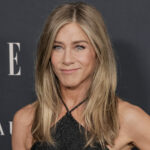 المشاهير الذين تزيد أعمارهم عن 40 عامًا والذين يندمون على أيام تسميرهم الصغيرة