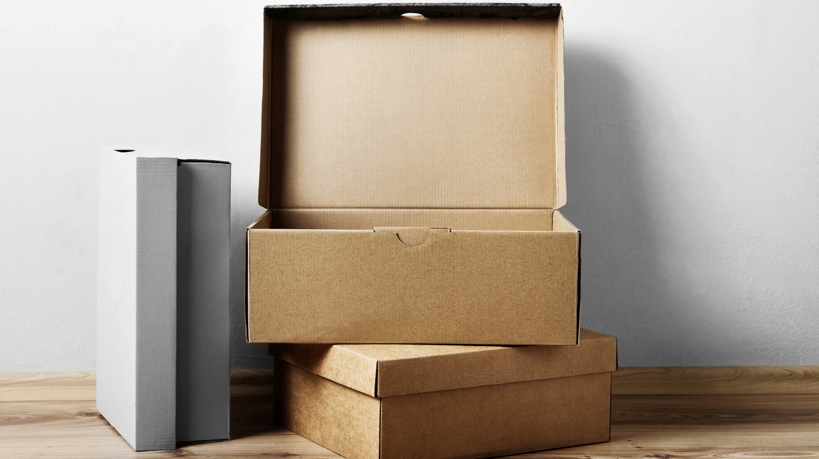 حوّل صندوق الأحذية القديم إلى سلة تخزين رائعة بأشغال يدوية ممتعة