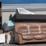 كيفية إعادة تدوير أقدام الأثاث وتحويلها إلى قطعة ديكور راقية