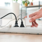 لا تستخدم أبدًا مشترك طاقة مزودًا بقابس ذكي - وإليك السبب