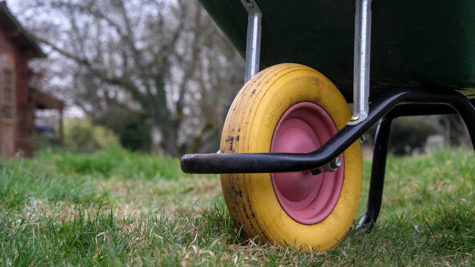 حل Amazon Rolling Garden عالي التصنيف والذي يحمل أكثر من 250 رطلاً