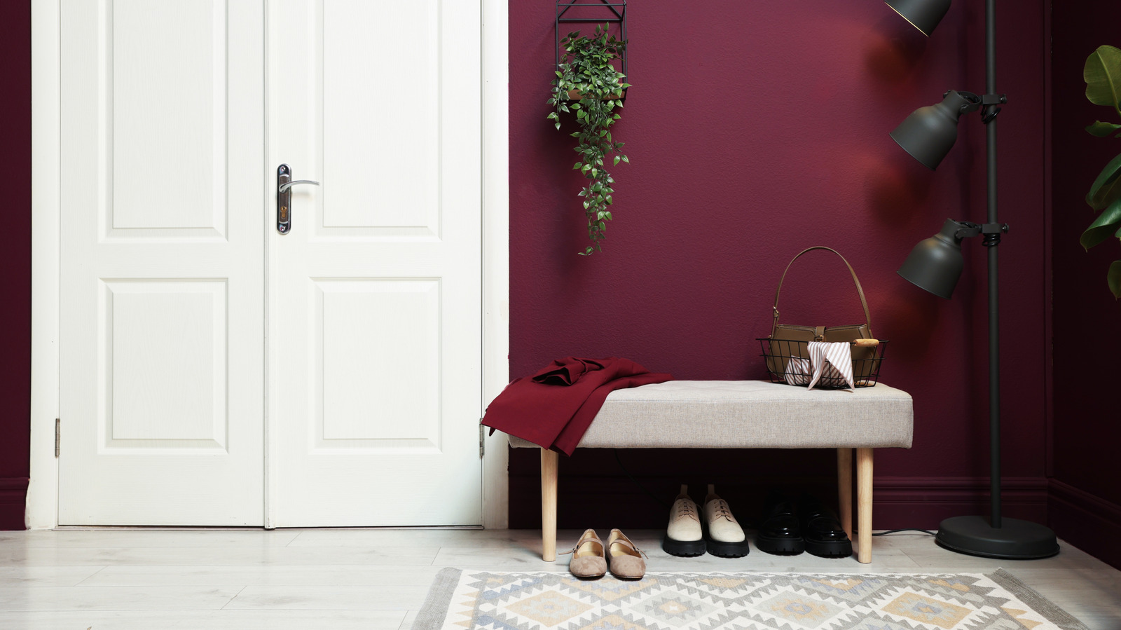ليست سلالًا: تمتلك شركة Wayfair حلاً لتخزين الأحذية من شأنه تحسين مدخلك