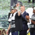 تم بيع Seahawks مقابل رقم قياسي في الدوري الوطني لكرة القدم الأمريكية بقيمة 9.6 مليار دولار
