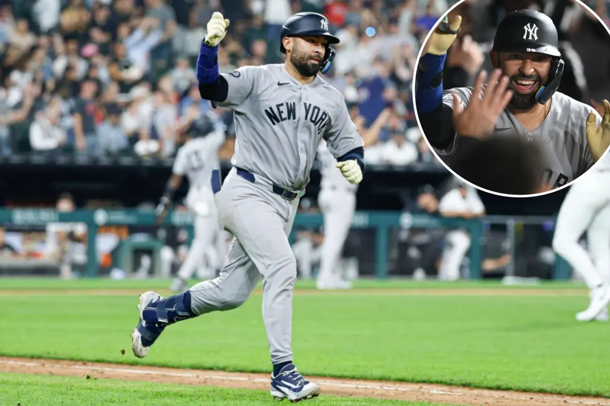 علي سانشيز يستمتع بأول سباق MLB على أرضه الذي طال انتظاره: "أعيش الحلم"