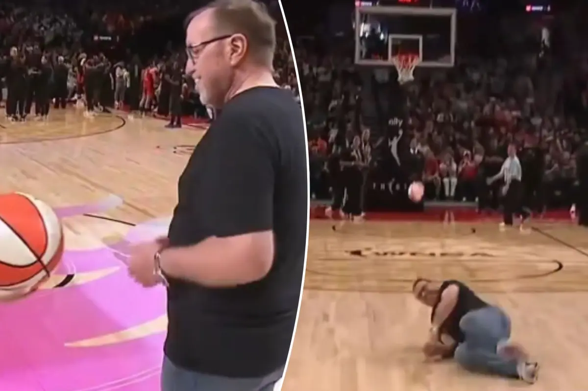تسديدة أحد مشجعي WNBA في نصف الملعب كانت خاطئة بشكل مضحك: "بوب، هل أنت بخير؟"